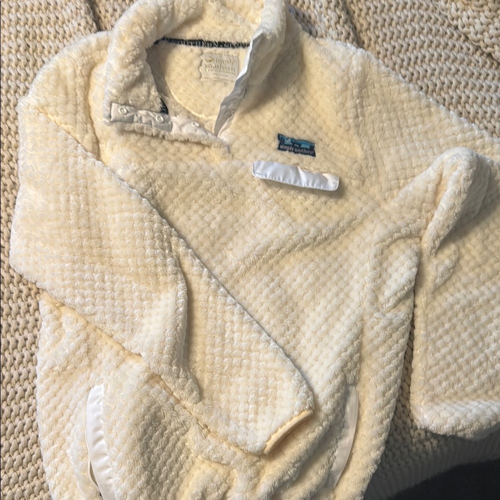 Cream Fleece Pullover
